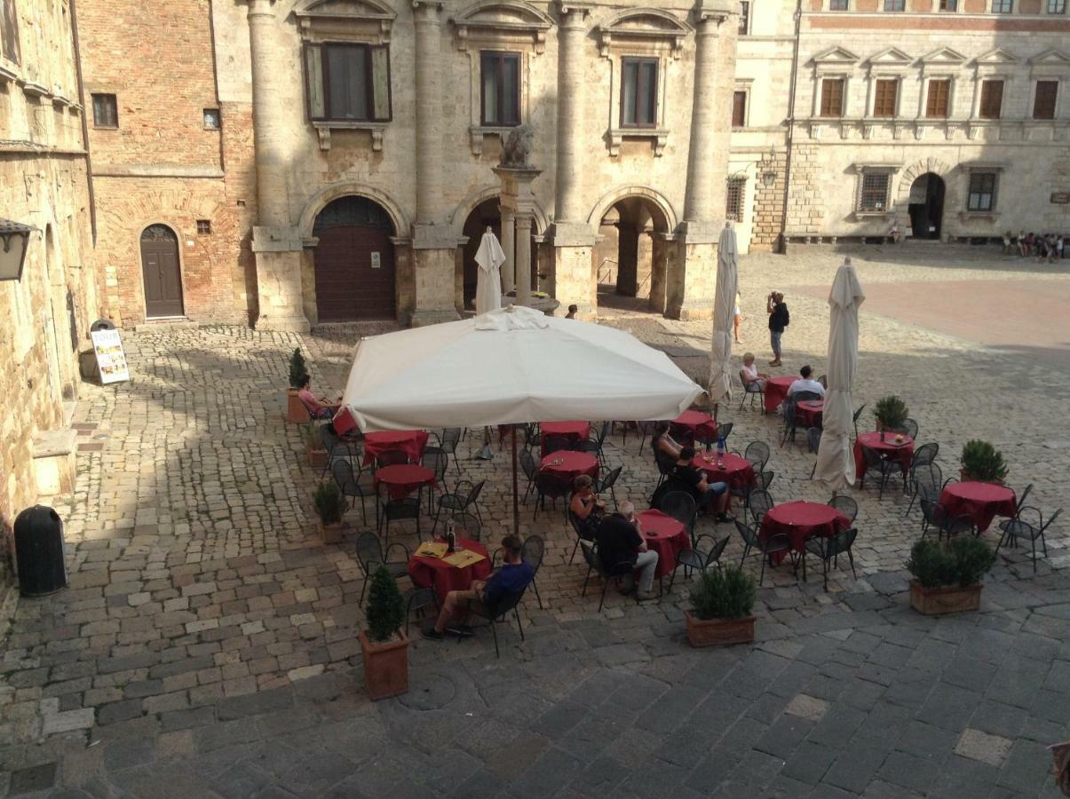 Luxury Apartment Piazza Grande Montepulciano Stazione Exterior foto