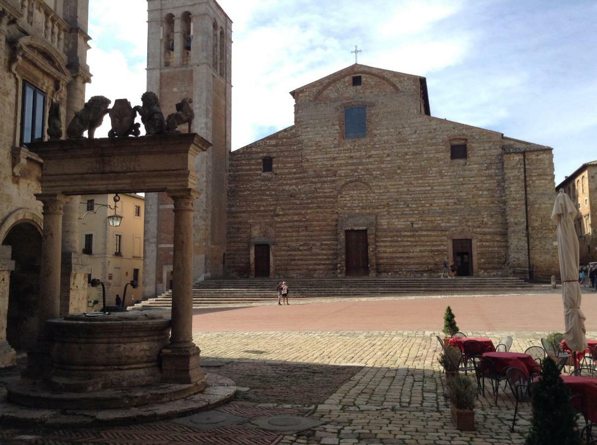 Luxury Apartment Piazza Grande Montepulciano Stazione Exterior foto